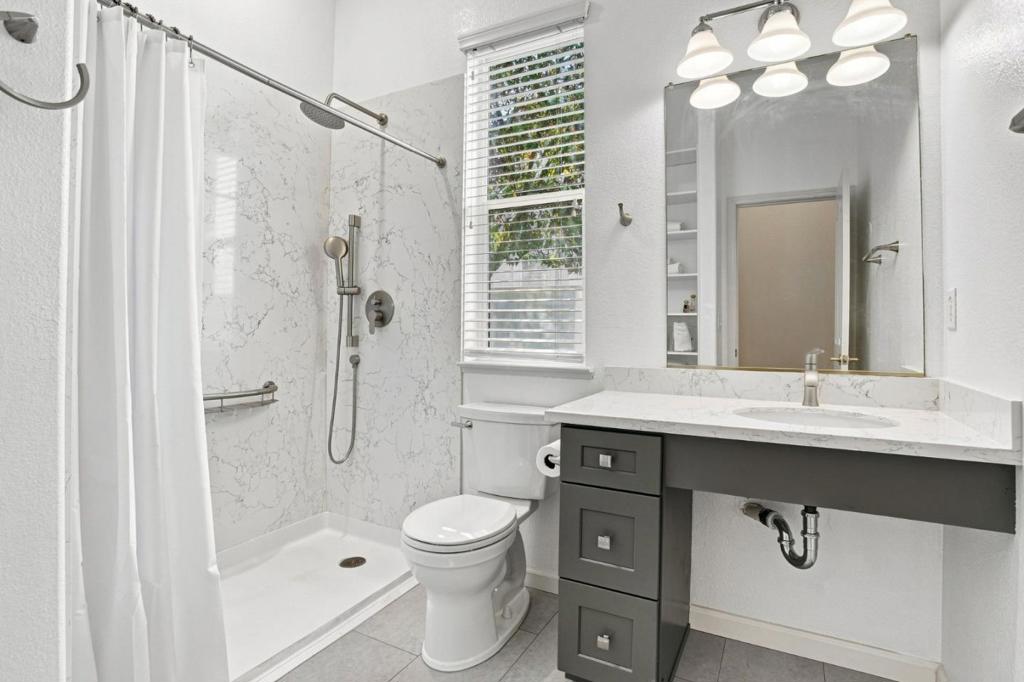 2905 Granite Park Lane Property Photo 12