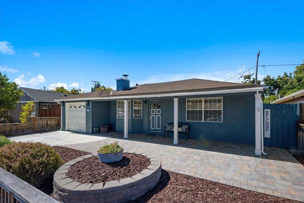 3992 Pasadena Drive Property Photo 4