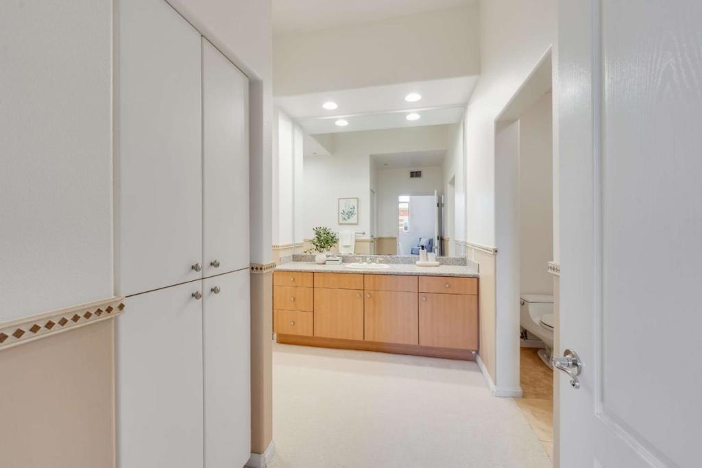 130 E San Fernando Street 25 Property Photo 12