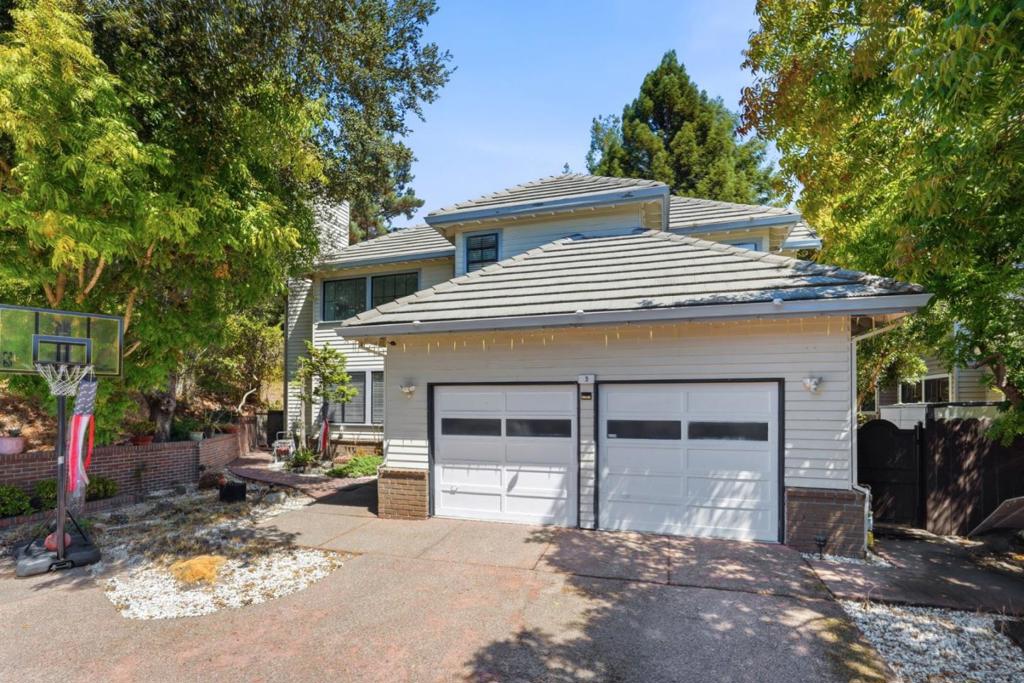 3 Wildwood Place Property Photo 2