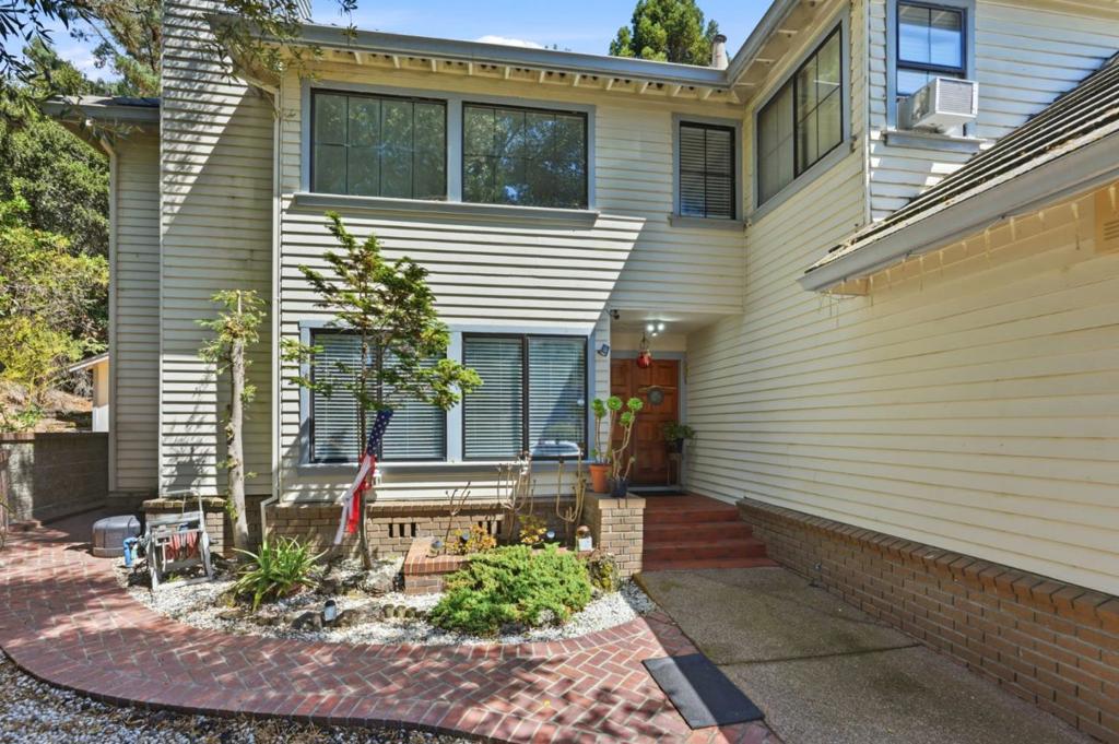 3 Wildwood Place Property Photo 4