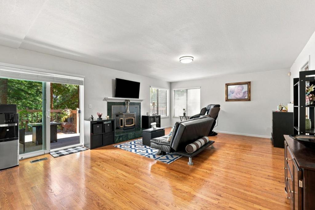 3 Wildwood Place Property Photo 7
