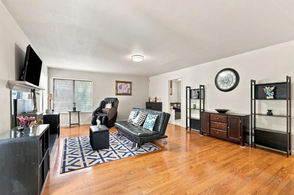 3 Wildwood Place Property Photo 8