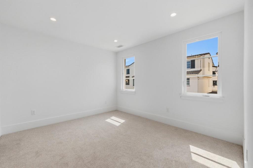 5528 Maravilla Way Property Photo 22