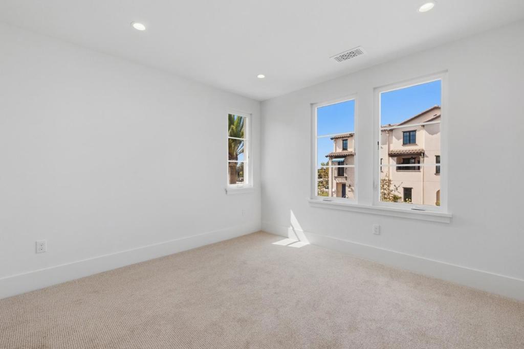 5528 Maravilla Way Property Photo 23