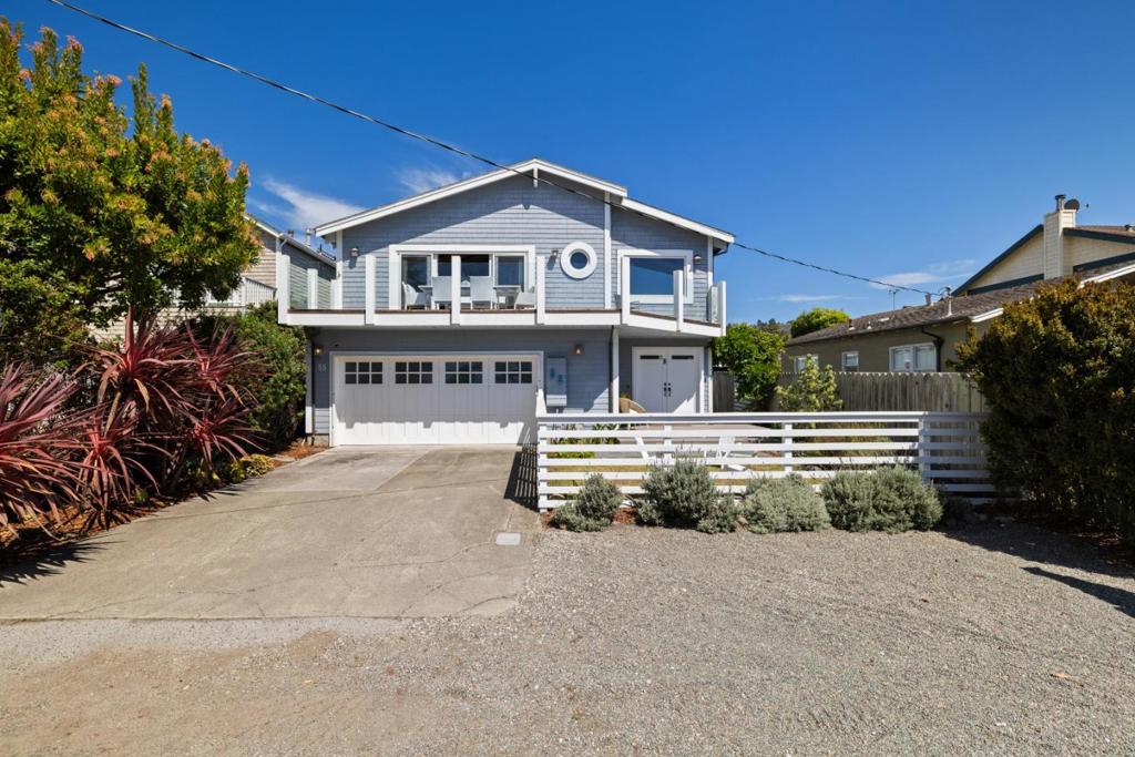 55 Alameda Avenue Property Photo 1