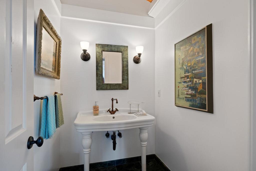55 Alameda Avenue Property Photo 31