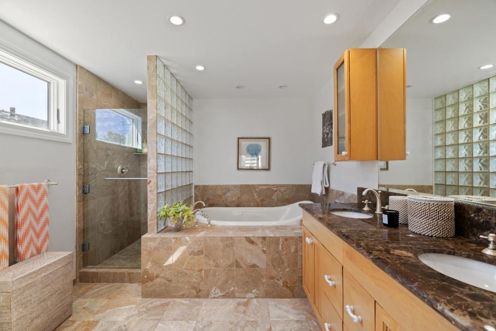55 Alameda Avenue Property Photo 35
