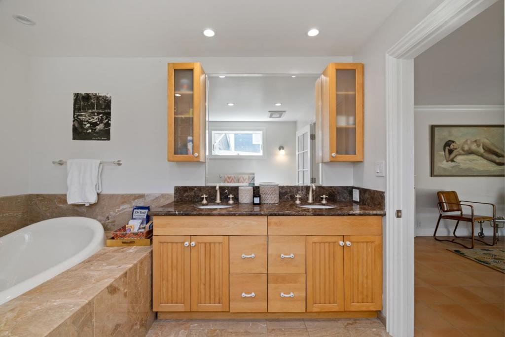 55 Alameda Avenue Property Photo 36