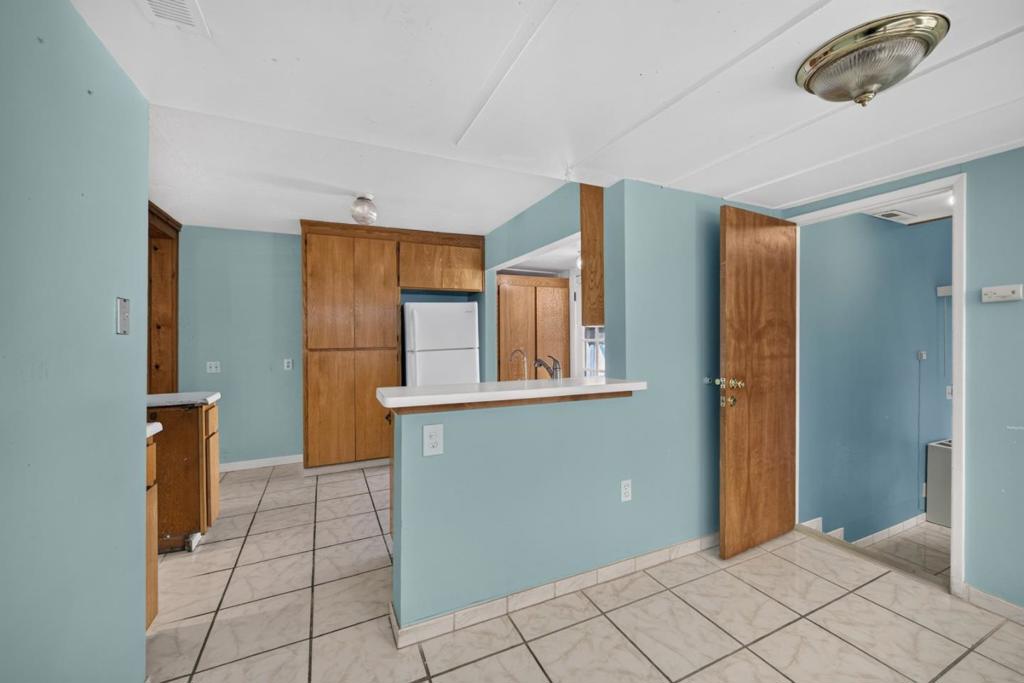 21825 E Cliff Drive Property Photo 24