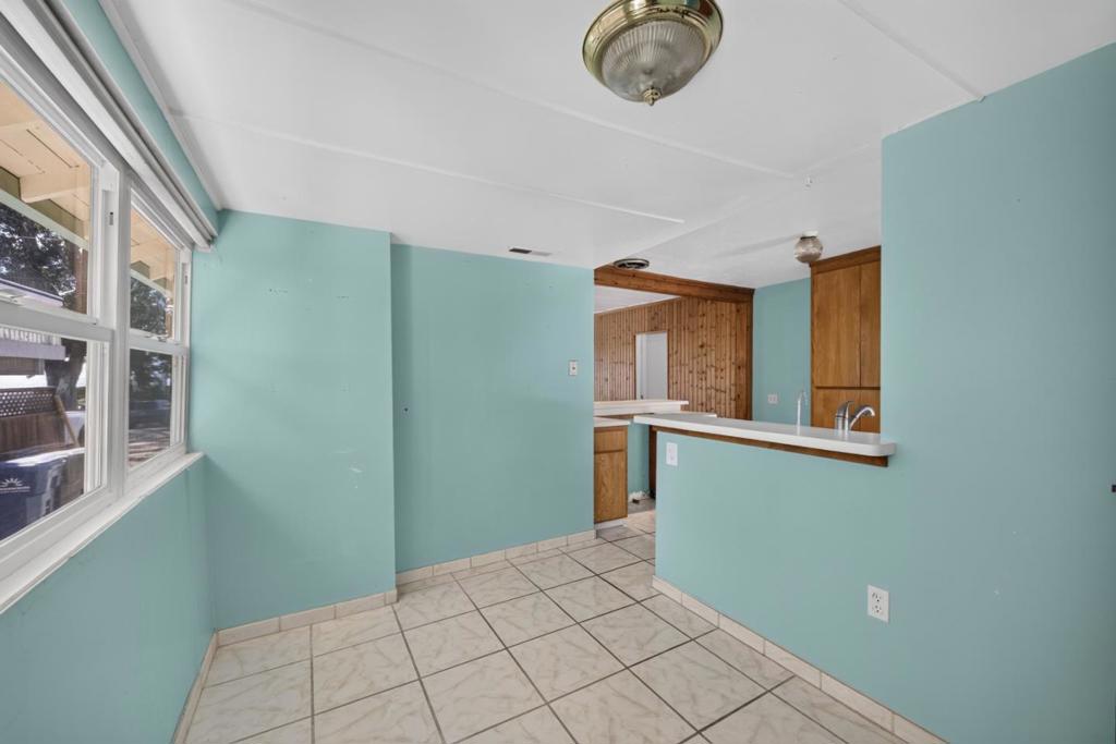 21825 E Cliff Drive Property Photo 26