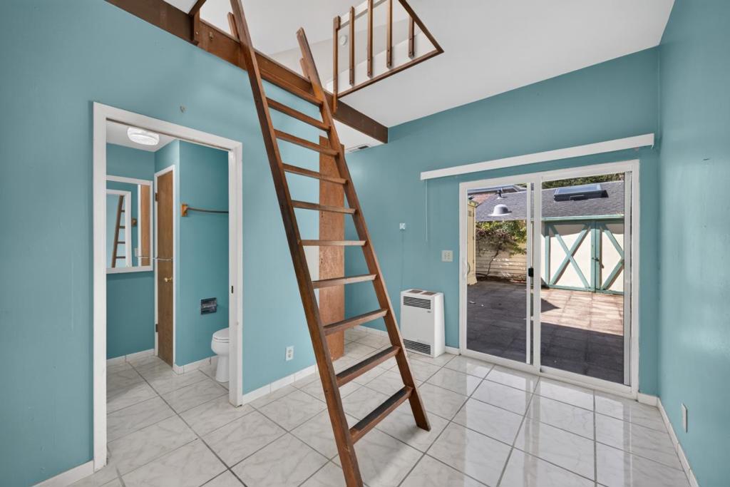 21825 E Cliff Drive Property Photo 29