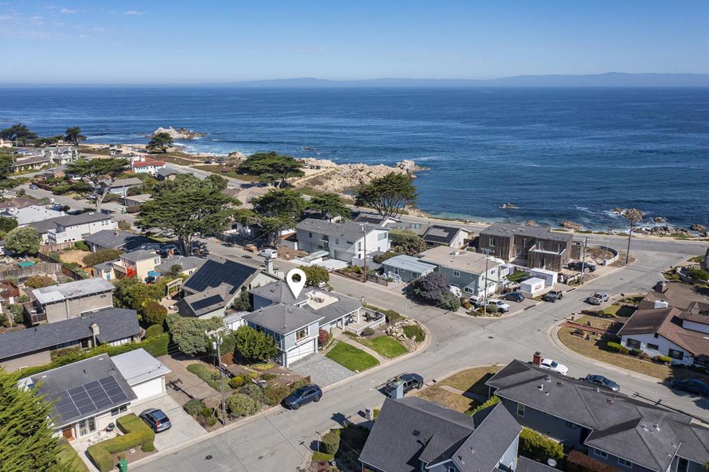 1205 Surf Avenue Property Photo 2