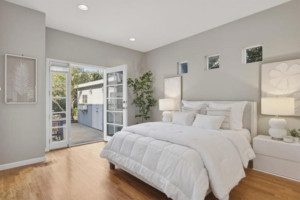 1205 Surf Avenue Property Photo 17