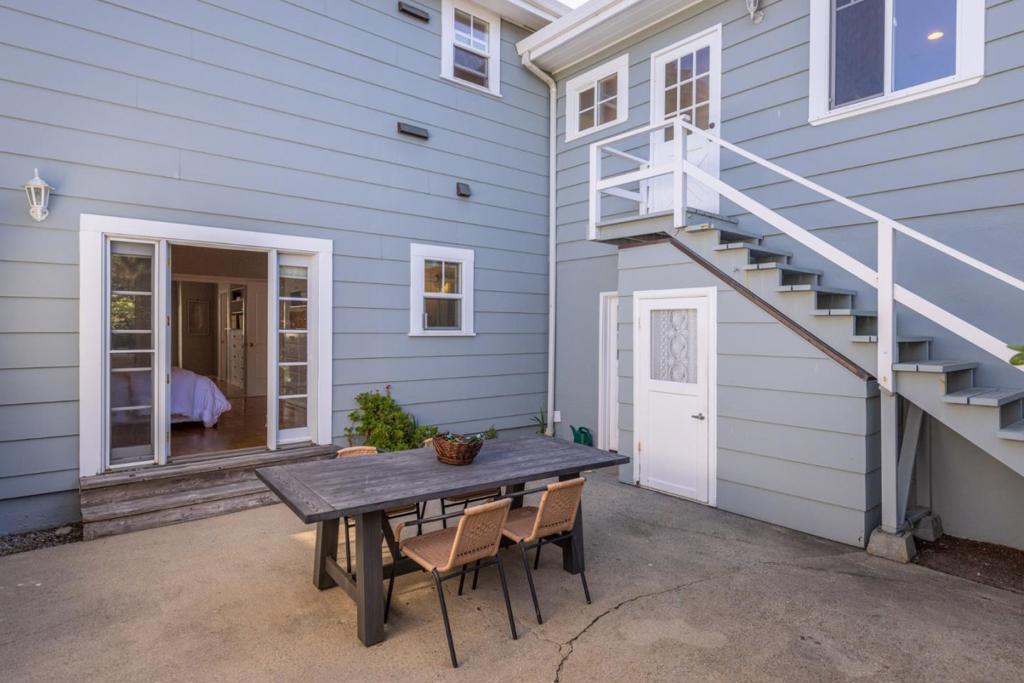 1205 Surf Avenue Property Photo 18