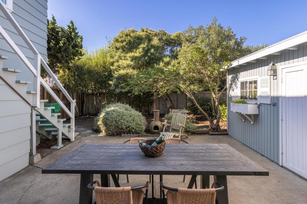 1205 Surf Avenue Property Photo 19