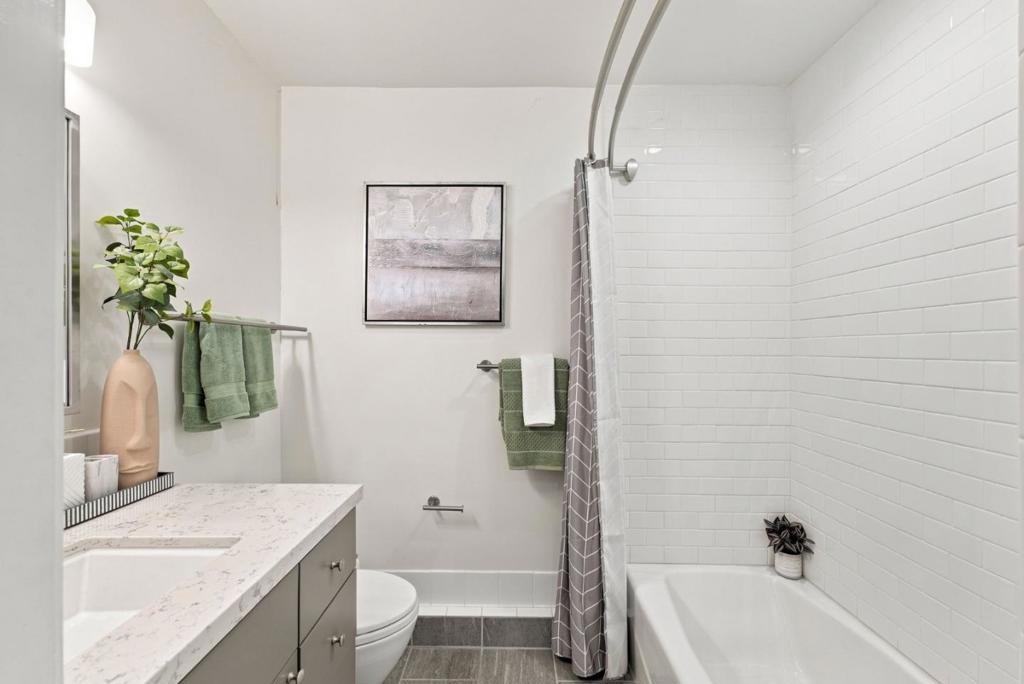 453 Atlanta Avenue Property Photo 40