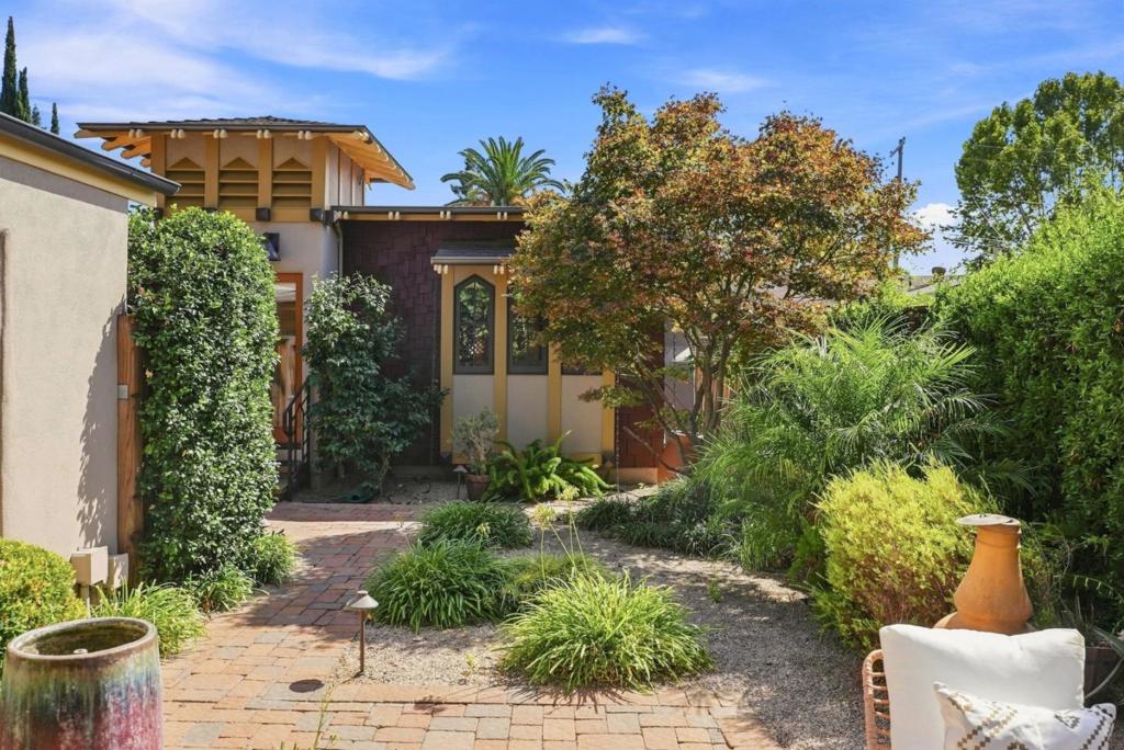 453 Atlanta Avenue Property Photo 46