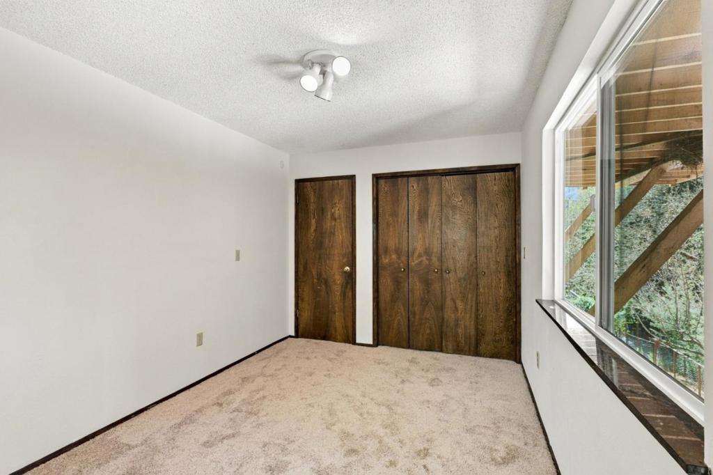 41 Grandview Avenue Property Photo 22