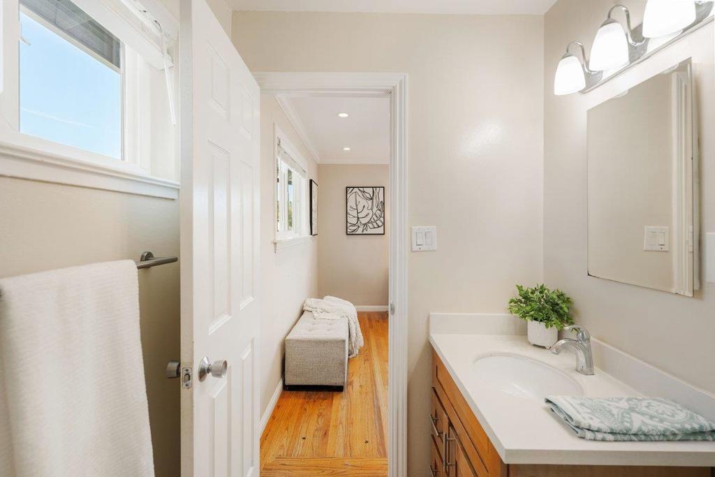 2240 Whitecliff Way Property Photo 39