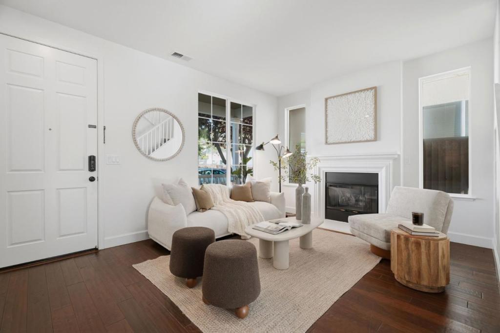 1873 Silkwood Lane Property Photo 8