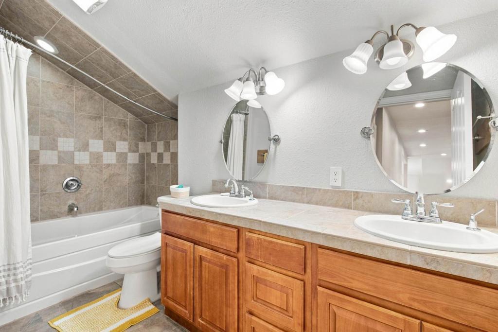 603 Tyler Trail Property Photo 59