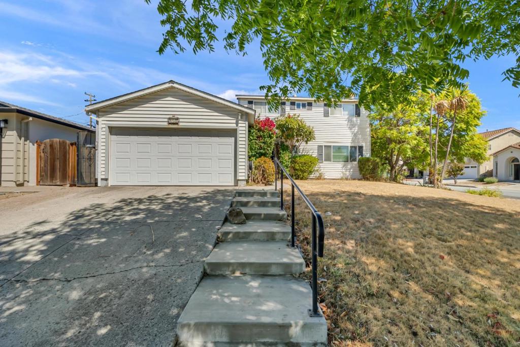 252 Ketchum Drive Property Photo 3