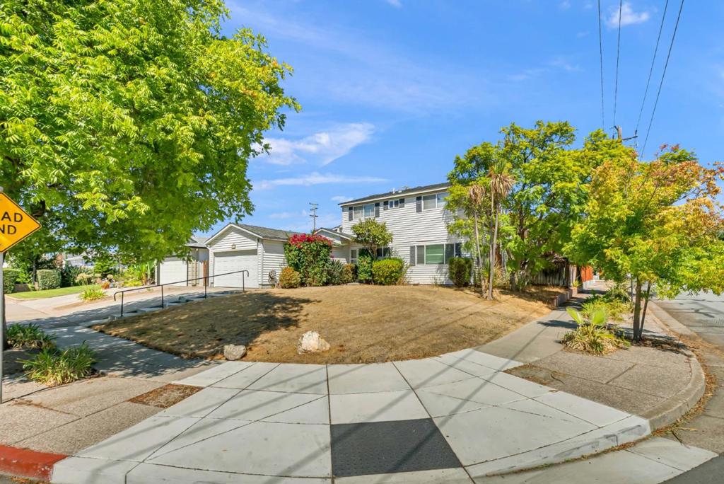 252 Ketchum Drive Property Photo 8