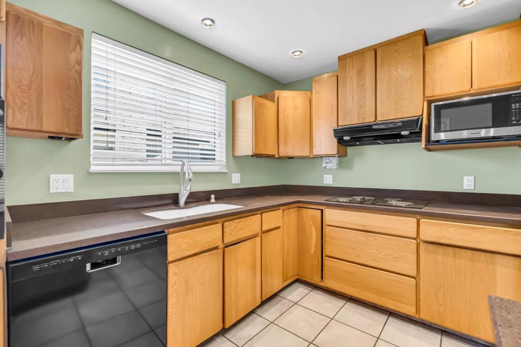 252 Ketchum Drive Property Photo 17