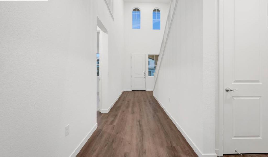 8097 Blue River Drive Property Photo 3