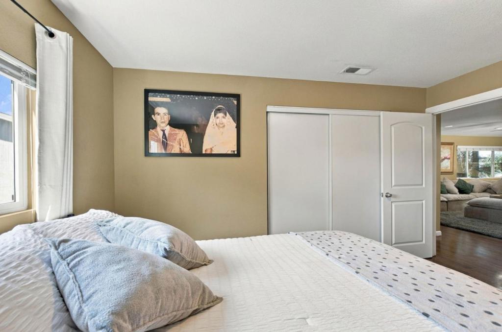 916 Sylvia Street Property Photo 16