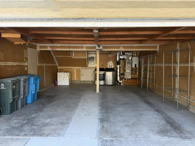 20268 Northwest Square Property Photo 13