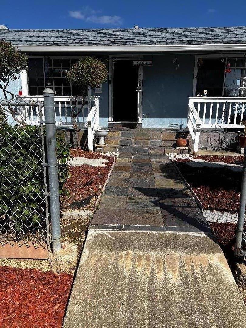 33438 7th Street Property Photo 1