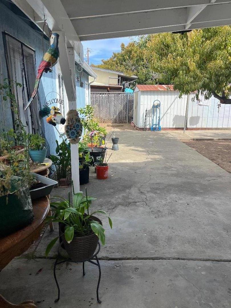 33438 7th Street Property Photo 6