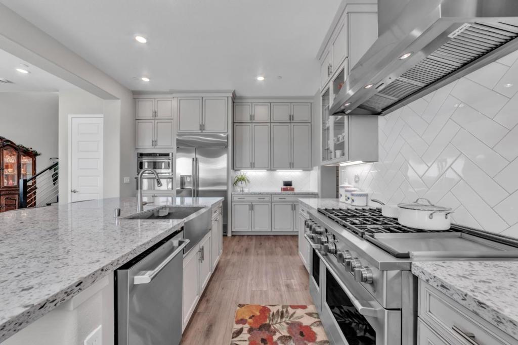 4785 Villa Verde Drive Property Photo 18