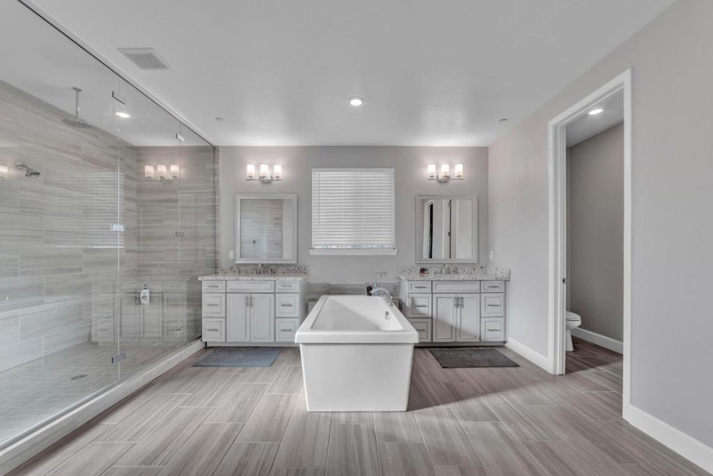 4785 Villa Verde Drive Property Photo 45