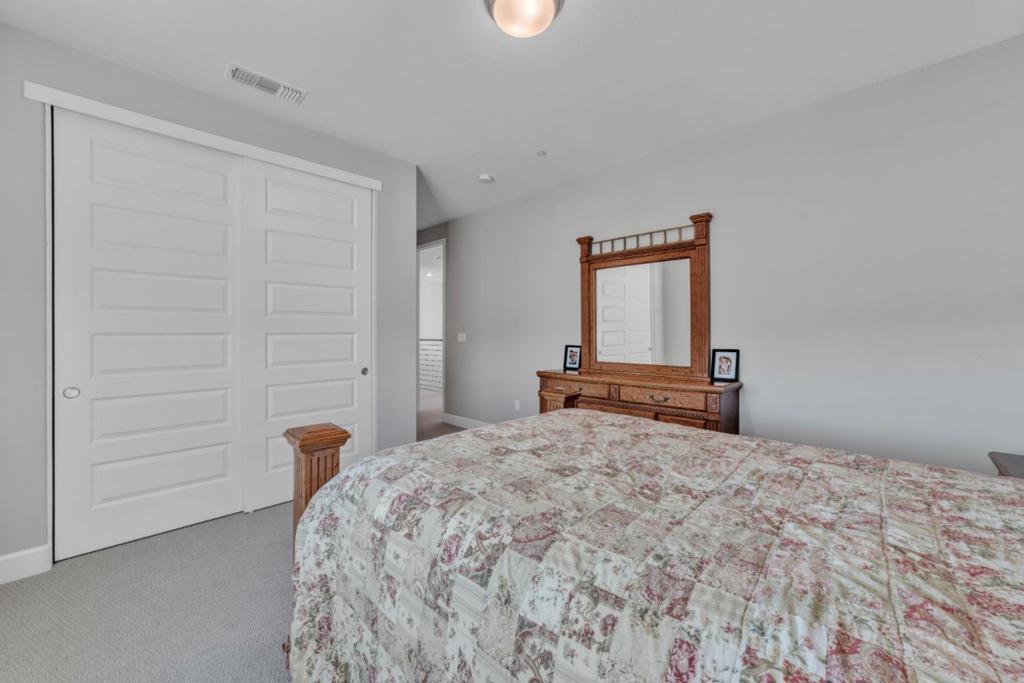 4785 Villa Verde Drive Property Photo 51