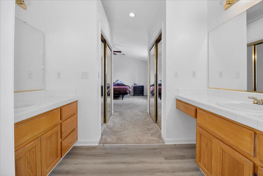1911 Glarner Street Property Photo 20