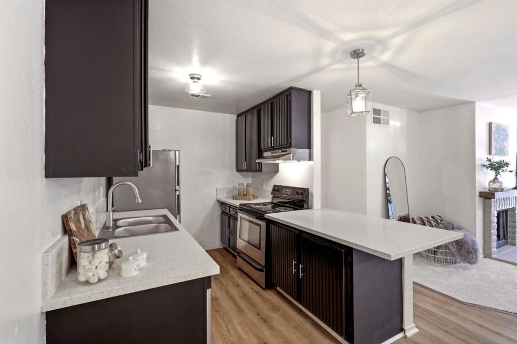 259 N Capitol Avenue 268 Property Photo 12