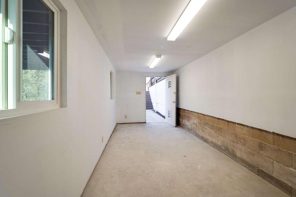 ML82061175 Property Photo 59