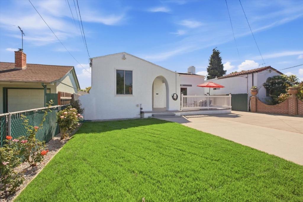 1130 Sevier Avenue Property Photo 2