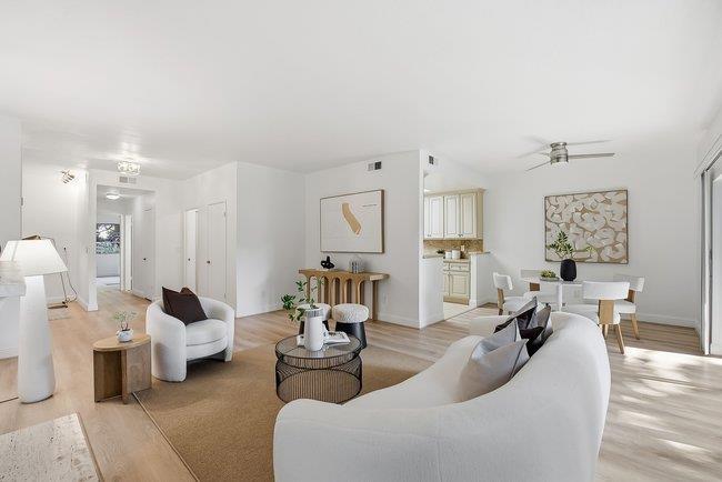 1286 Woodside Road Property Photo 4