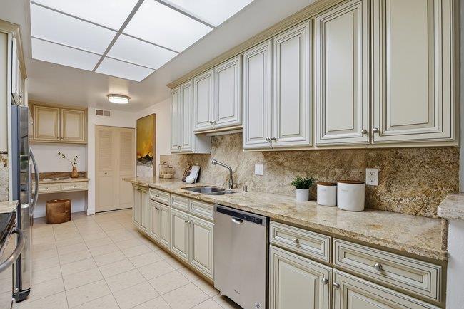 1286 Woodside Road Property Photo 9