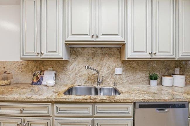 1286 Woodside Road Property Photo 13