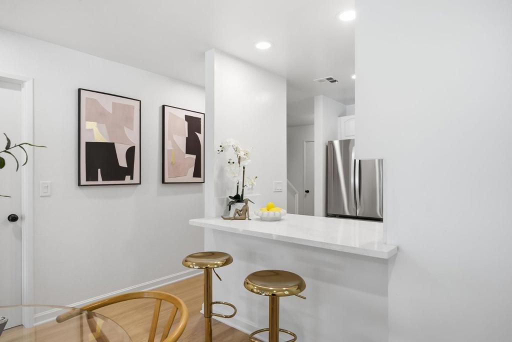 633 Forest Avenue Property Photo 10