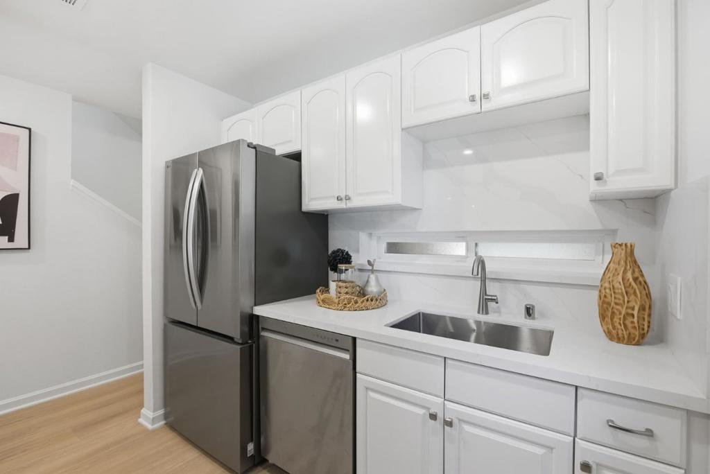 633 Forest Avenue Property Photo 14