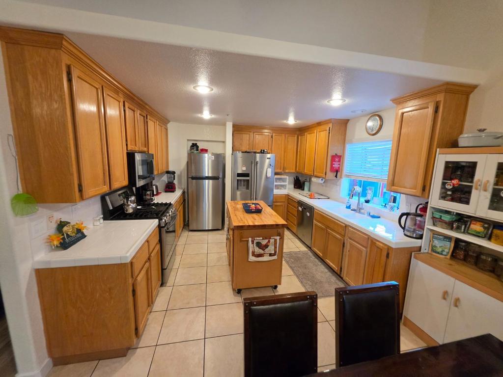 17387 Walnut Grove Drive Property Photo 4
