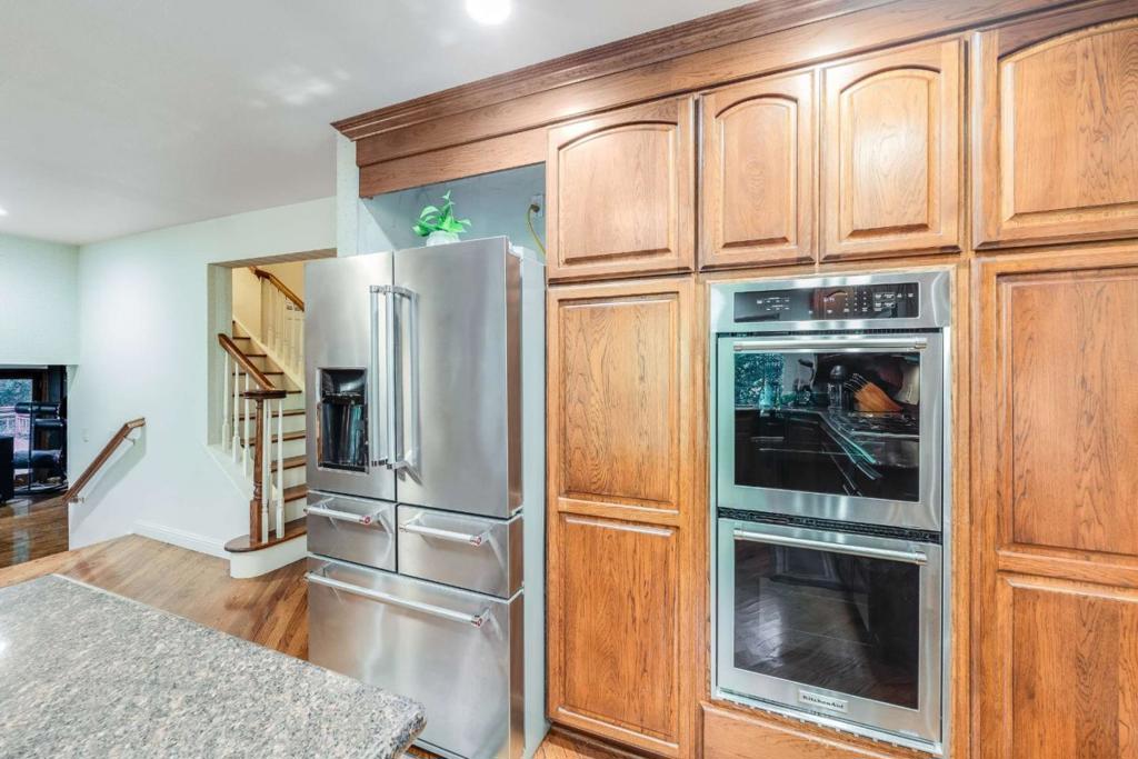 1180 Kilkare Road Property Photo 10