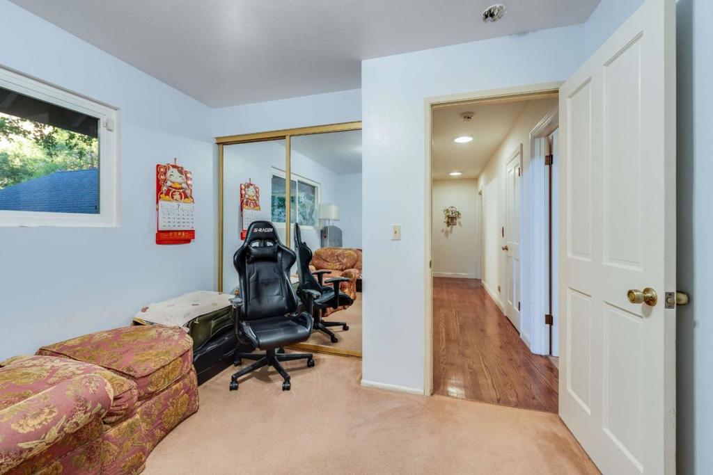 1180 Kilkare Road Property Photo 28