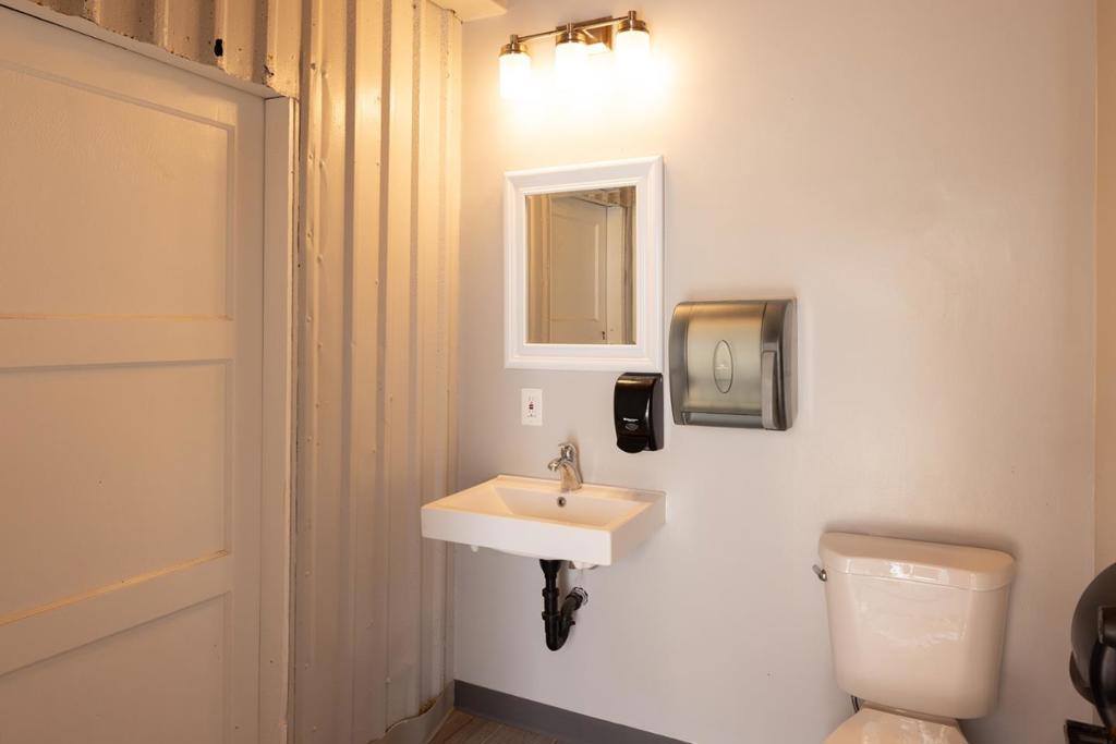 75507552 Sandholdt Road Property Photo 49